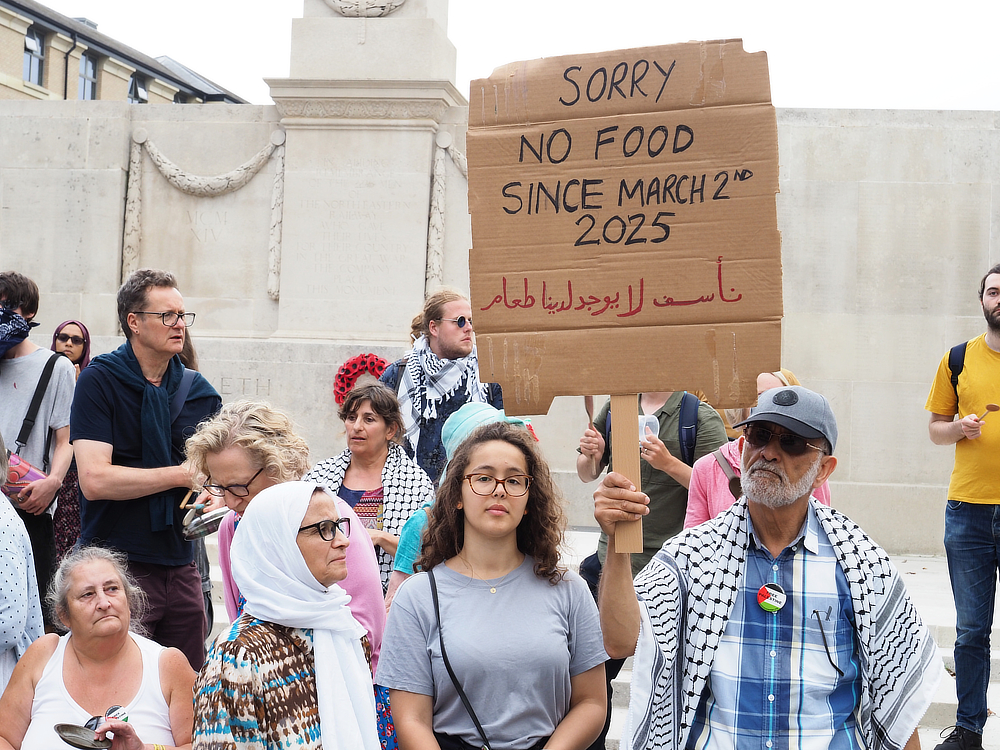 shtos of the pro Palestine demo